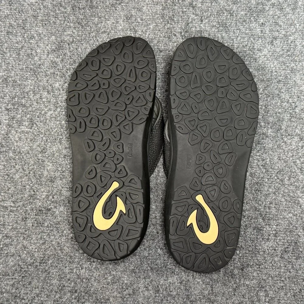 OluKai ohana sandals